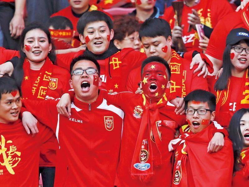 说话时，叶辰也在心中暗忖，萧常坤确实也是日子过的苦呵呵，没见过什么好东西。
